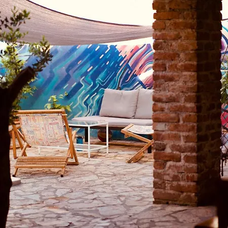 Backpackers * Ζαντάρ