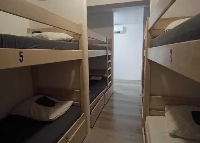 Backpackers * Zadar